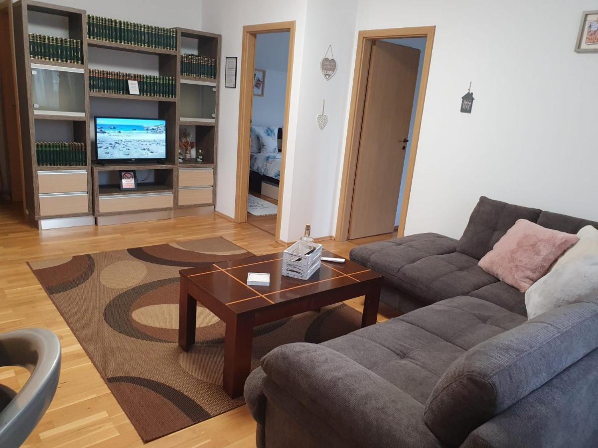 Smiley Apartment سيبيو المظهر الخارجي الصورة